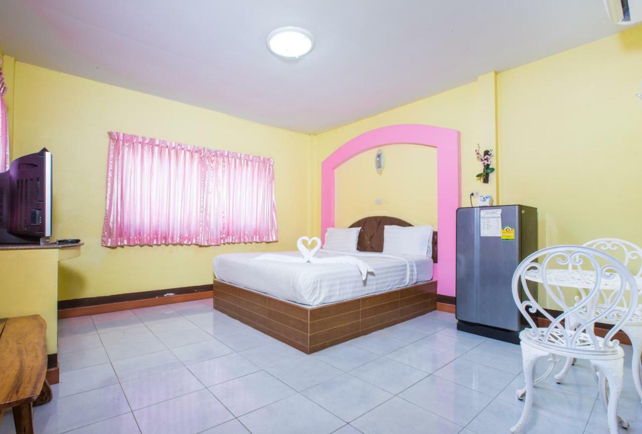 Jintana Resort Buriram Exterior photo