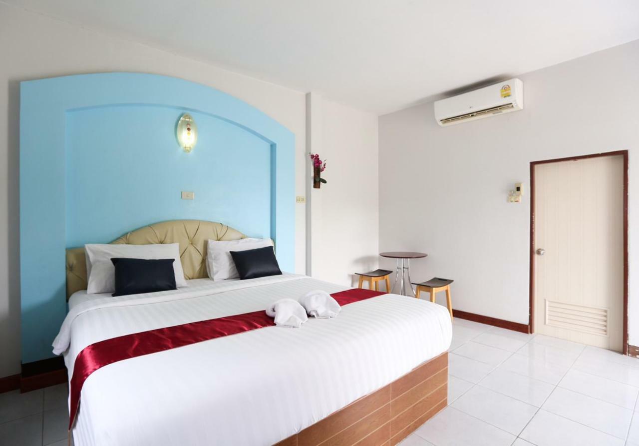 Jintana Resort Buriram Exterior photo