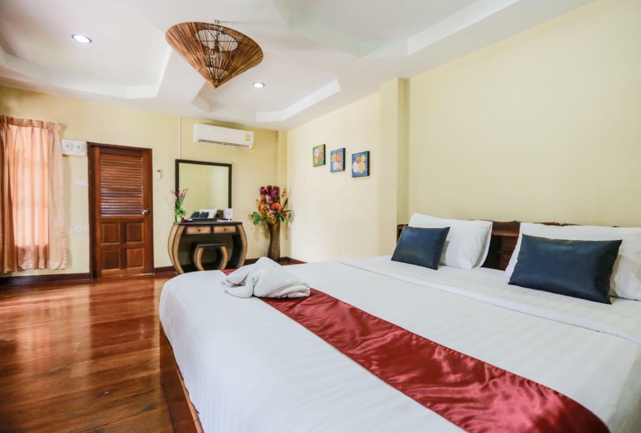 Jintana Resort Buriram Exterior photo
