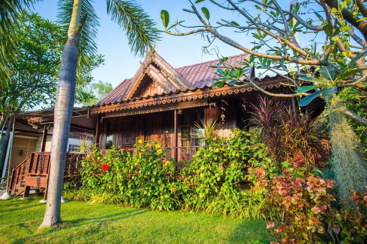Jintana Resort Buriram Exterior photo